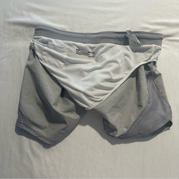 Under Armour Athletic Shorts Women’s Size Small - Picture 6 of 7